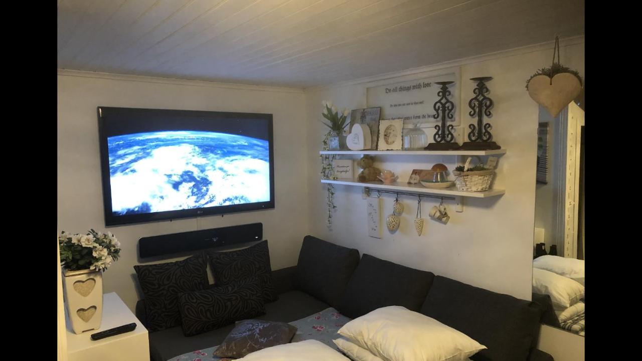 Villa Lillgarden With Sauna And Jacuzzi Norrkoping Luaran gambar